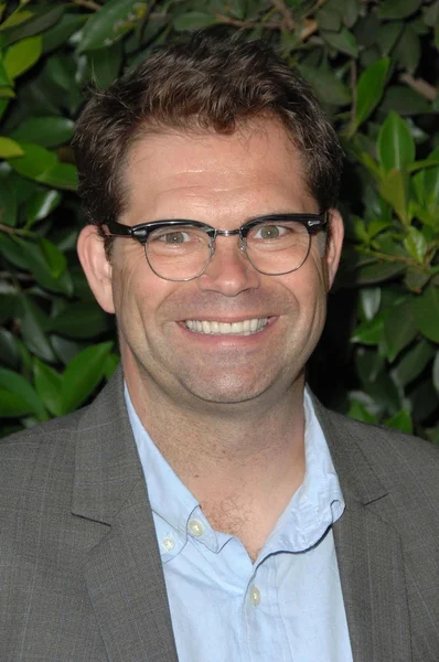 Dana Gould at Alliance For Children's Rights' 2nd Annual 'Dinner With Friends'. Private Residence, Los Angeles, CA. 06-02-09 — Zdjęcie stockowe