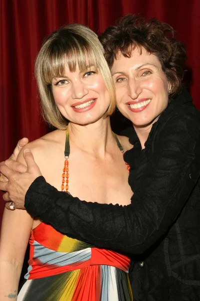 Rena Riffel and Bonnie Aarons at the Los Angeles Premiere of 'Trasharella'. Lions Gate Screening Room, Santa Monica, CA. 05-09-09 — Stock Photo, Image