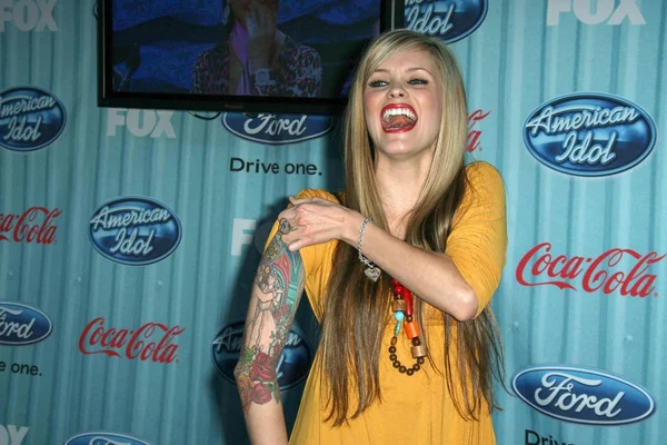 Megan Corkrey Megan Corkrey en el 'American Idol' Top 12 Party. Área, Los Ángeles, CA. 03-05-09 — Foto de Stock
