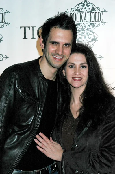 Joseph Dimartino and Janice Binkley at the Rockaholic Release Party. V20 the Venue, Long Beach, CA. 02-01-09 — Stok fotoğraf