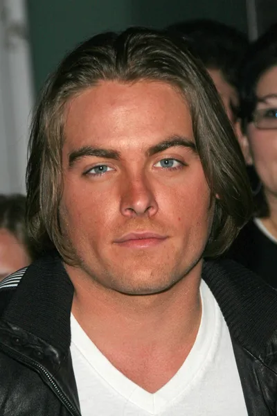 Kevin Zegers bei der Premiere von "the jane austen book club". arclight hollywood, hollywood, ca. 20.09. — Stockfoto