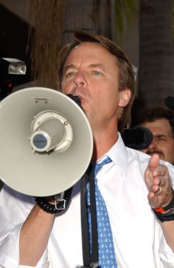 John edwards, Amerika grev çizgisini nbc studios önünde Yazarlar Birliği. Burbank, ca. 11-16-07