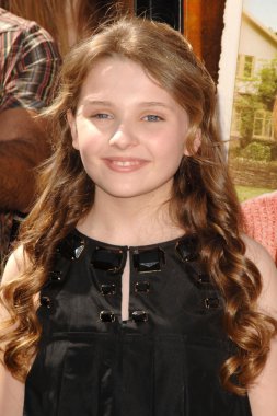 Abigail breslin dünya galasında kit kittredge Amerikalı bir kız. grove, los angeles, ca. 06-14-08