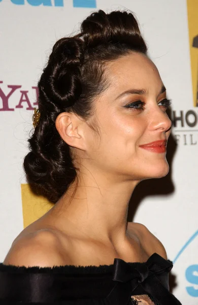 Marion Cotillard at the Hollywood Film Festival's 11th Annual Hollywood Awards. Beverly Hilton Hotel, Beverly Hills, CA. 10-22-07 — Stock Photo, Image