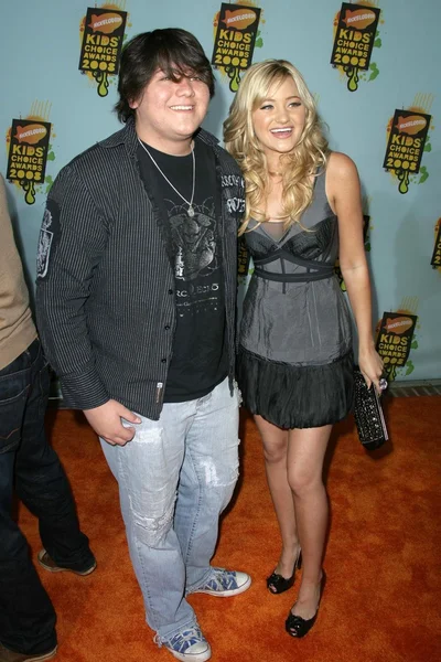 Wolfgang van halen och amanda michalka — Stockfoto