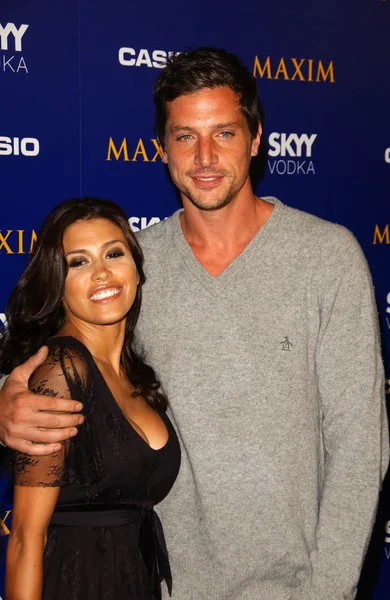 Rachel Sterling and Simon Rex at the Maxim Style Awards, Avalon, Hollywood, CA 09-18-2007 — Stock Photo, Image