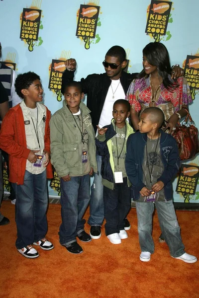 Usher och familj — Stockfoto