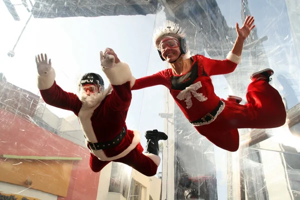 Jultomten och Mrs claus — Stockfoto