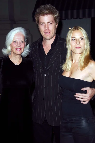 Kyle Eastwood with Maggie Johnson and guest at the Los Angeles premiere of "Rails And Ties". Steven J. Ross Theatre, Burbank, CA. 10-23-07 — Stock Photo, Image