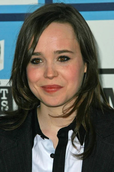 Ellen Page — Stockfoto