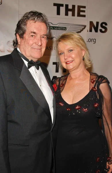 Hugh O'Brian and wife Virginia at the 52nd Thalians Anniversary Gala. Beverly Hilton Hotel, Beverly Hills, CA. 10-21-07 — Stockfoto