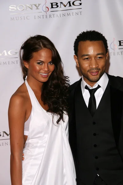 John Legend and friend at the 2008 Sony BMG Music Grammy Awards After Party. The Beverly Hilton Hotel, Beverly Hills, CA. 02-10-08 — 图库照片