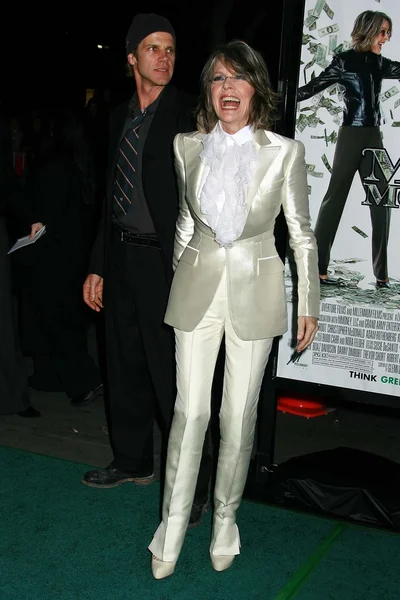 Diane Keaton e ospite alla premiere di Los Angeles di 'Mad Money'. Mann Village Theater, Westwood, CA. 01-09-08 — Foto Stock
