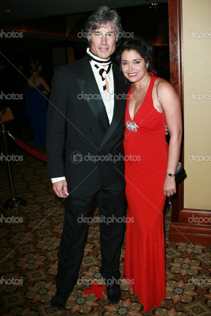 Ронн Мосс И Девин Деваскес – Стоковое Редакционное Фото © S_bukley.