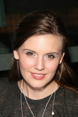 Maggie Grace