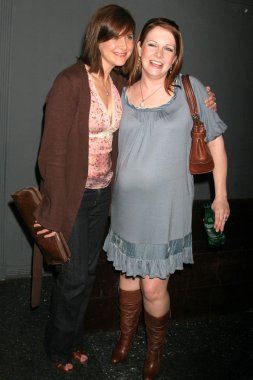 Kellie martin ve melissa joan hart sahasında doğa kaydının yayın parti. Key club, west hollywood, ca. 02-06-08