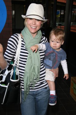 Julie Bowen ve oğlu Oliver