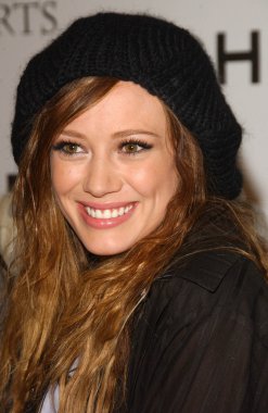 Hilary duff, chanel ve PS sanatları parti. Chanel beverly hills boutique, beverly hills, ca. 09 / 20 / 07