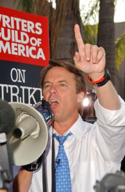 John edwards, Amerika grev çizgisini nbc studios önünde Yazarlar Birliği. Burbank, ca. 11-16-07