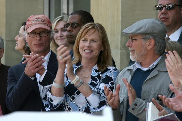 Amy madigan, ed harris, steven Spielberg — Foto Stock