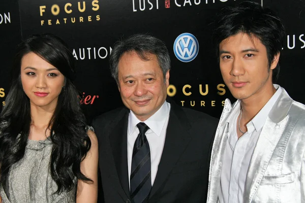 Wei Tang with Ang Lee and Lee-Hom Wang — Stock Photo, Image