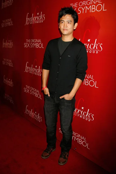 John Cho at the Frederick's Of Hollywood Fashion Show. Palladium, Hollywood, CA. 10-24-07 — Stock Photo, Image