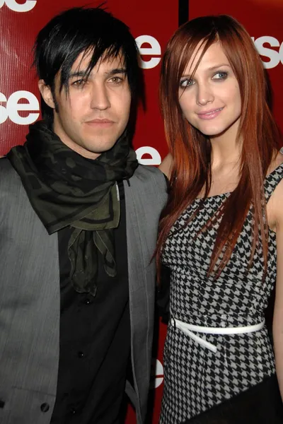 Pete wentz och ashlee simpson — Stockfoto