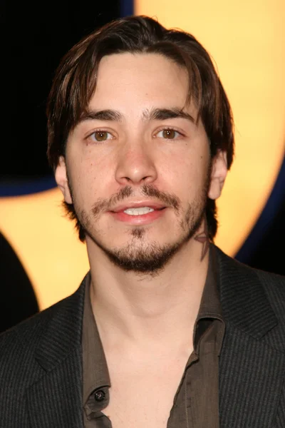 Justin Long op de Los Angeles Premiere van "Lopen Hard het Dewey Cox-verhaal". Grauman's Chinese Theater, Hollywood, Ca. 12-12-07 — Stockfoto