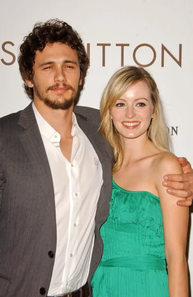 James Franco e Ahna O 'Reilly na abertura da Gala de MURAKAMI. MOCA, Los Angeles, CA. 10-28-07 — Fotografia de Stock