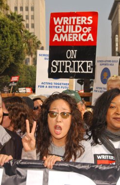 Sandra Oh