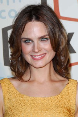 Emily deschanel Fox'la Eko casino parti düşmek. alan gece kulübü, los angeles, ca. 09 / 24 / 07