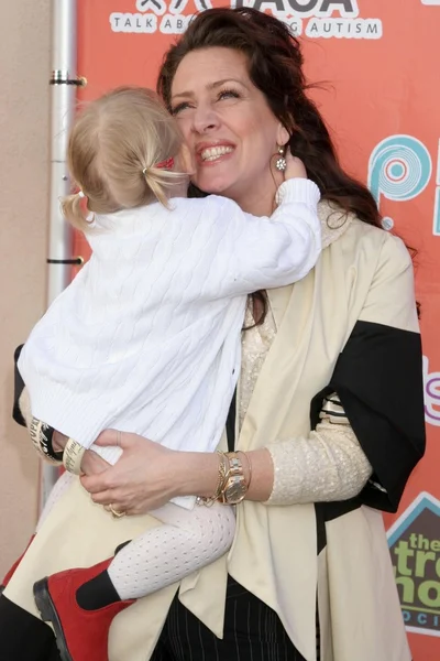 Joely Fisher na festa de lançamento da revista KidsLA. The Treehouse Social Club, Los Angeles, CA. 12-09-07 — Fotografia de Stock