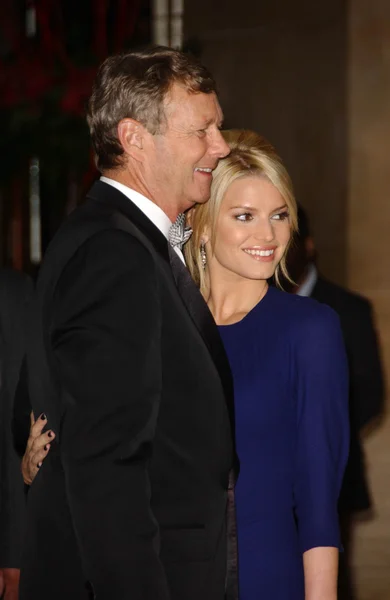 Bill Guthy and Jessica Simpson at the 25th Annual Operation Smile Gala. Beverly Hilton, Beverly Hills, CA. 10-05-07 — Stock Photo, Image