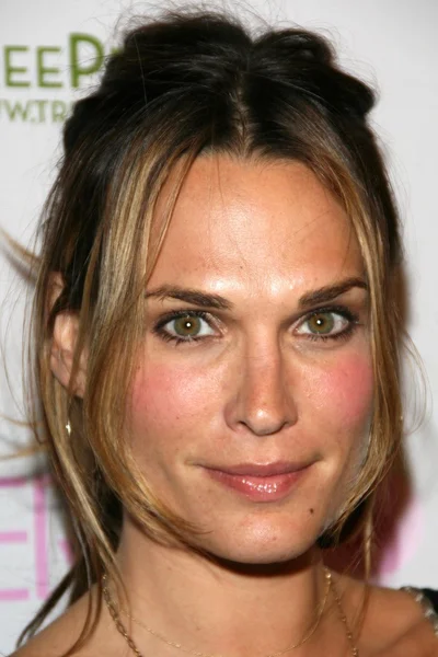 Molly Sims at the Intermix Boutique Opening. Intermix, Los Angeles, CA. 09-25-07