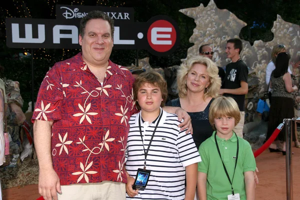 Jeff garlin und familie — Stockfoto