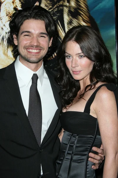 Steven Strait e Lynn Collins — Foto Stock