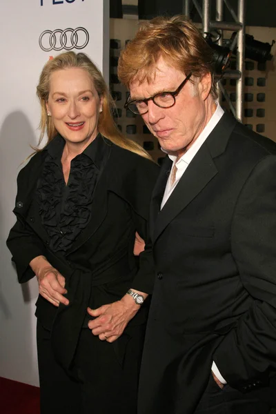 Meryl Streep och Robert Redford på AFI fest 2007 presentation av "Lions för lamm". Cinerama Dome, Hollywood, ca. 11-01-07 — Stockfoto