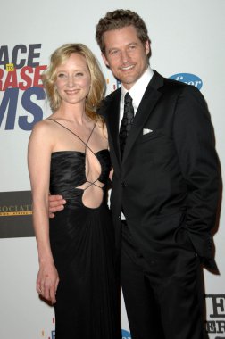 Anne Heche, James Tupper