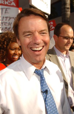 John edwards, Amerika grev çizgisini nbc studios önünde Yazarlar Birliği. Burbank, ca. 11-16-07