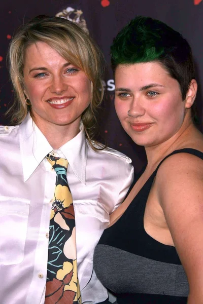 Lucy Lawless and Daisy Lawless — Stock Photo, Image