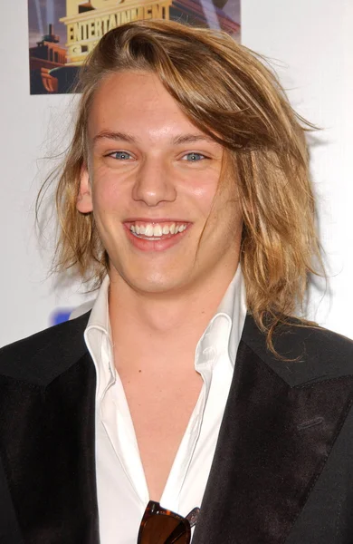 Jamie Campbell Bower en "A Fine Romance" Benefit for the Motion Picture and Television Fund. Sony Pictures, Culver City, CA. 10-20-07 ' — Foto de Stock