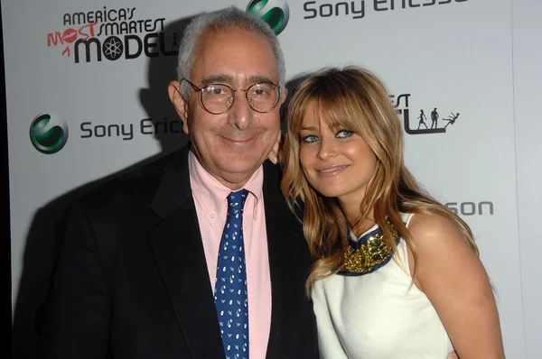 Ben Stein, Carmen Electra — Stock Photo, Image