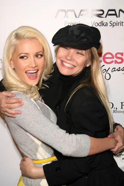 Holly Madison and Julie McCullough — Stock Photo, Image