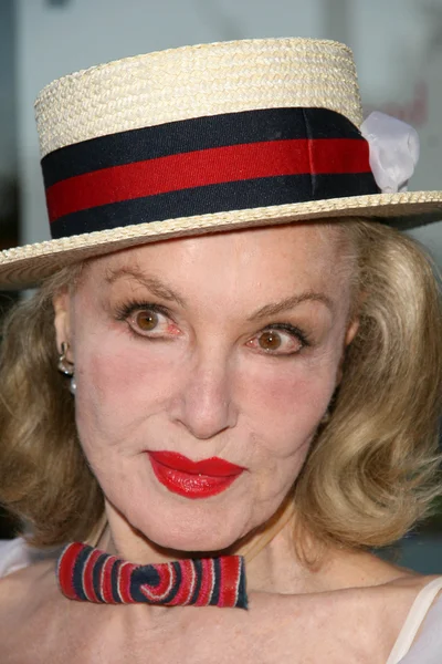 Julie Newmar. — Foto Stock