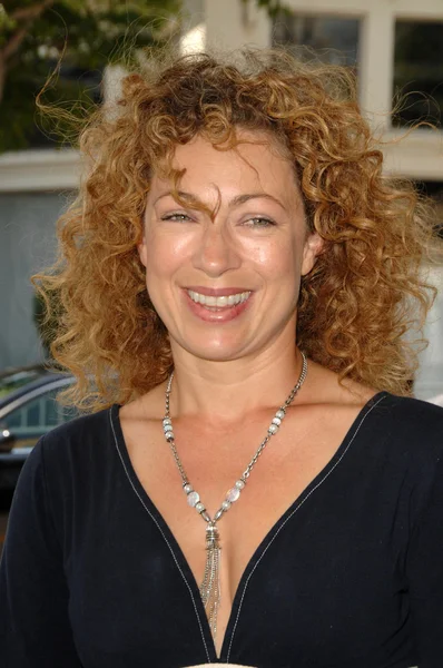 Alex kingston, los angeles premiere Erik yaz. Mann bruin, westwood, ca. 04-20-08 — Stok fotoğraf