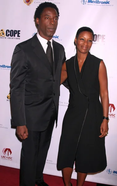 Isaiah Washington and wife Jenisa at the King Of Hearts Gala. Beverly Hilton Hotel, Beverly Hills, CA. 11-10-07 — ストック写真