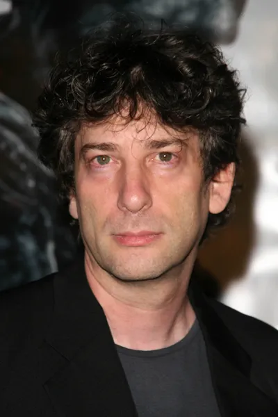 Neil Gaiman, "Beowulf"un Los Angeles galasında. Westwood Village Tiyatrosu, Westwood, Ca. 11-05-07 — Stok fotoğraf