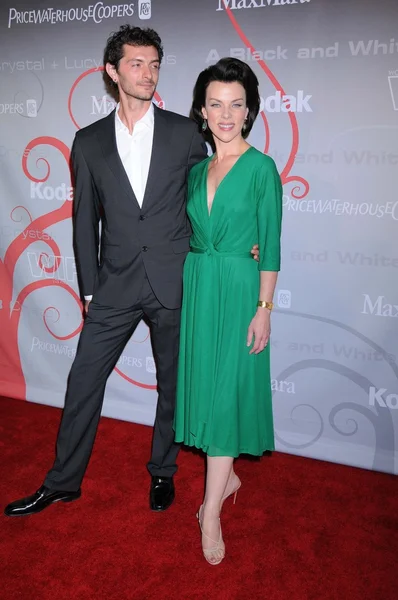 Debi Mazar y su esposo Gabriele — Foto de Stock