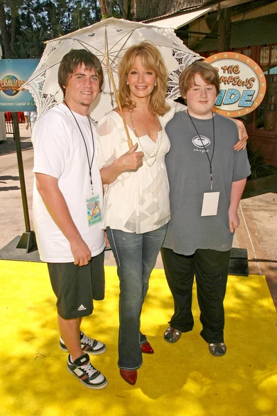 Deidre Hall et ses fils — Photo