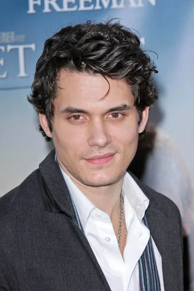 John Mayer op de Los Angeles Premiere van "The Bucket List". Cinerama Dome, Los Angeles, Ca. 12-16-07 — Stockfoto